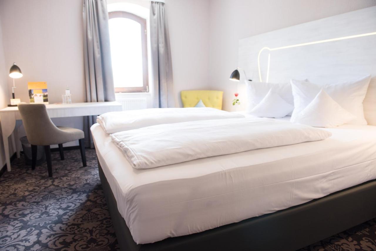 Parkhotel Schillerhain Kirchheimbolanden Eksteriør billede