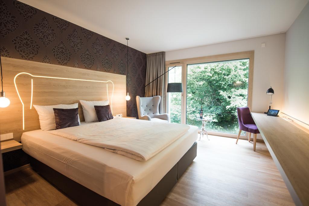 Parkhotel Schillerhain Kirchheimbolanden Eksteriør billede