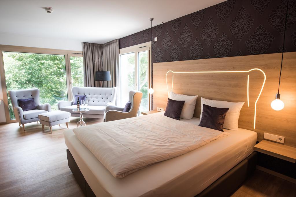Parkhotel Schillerhain Kirchheimbolanden Eksteriør billede