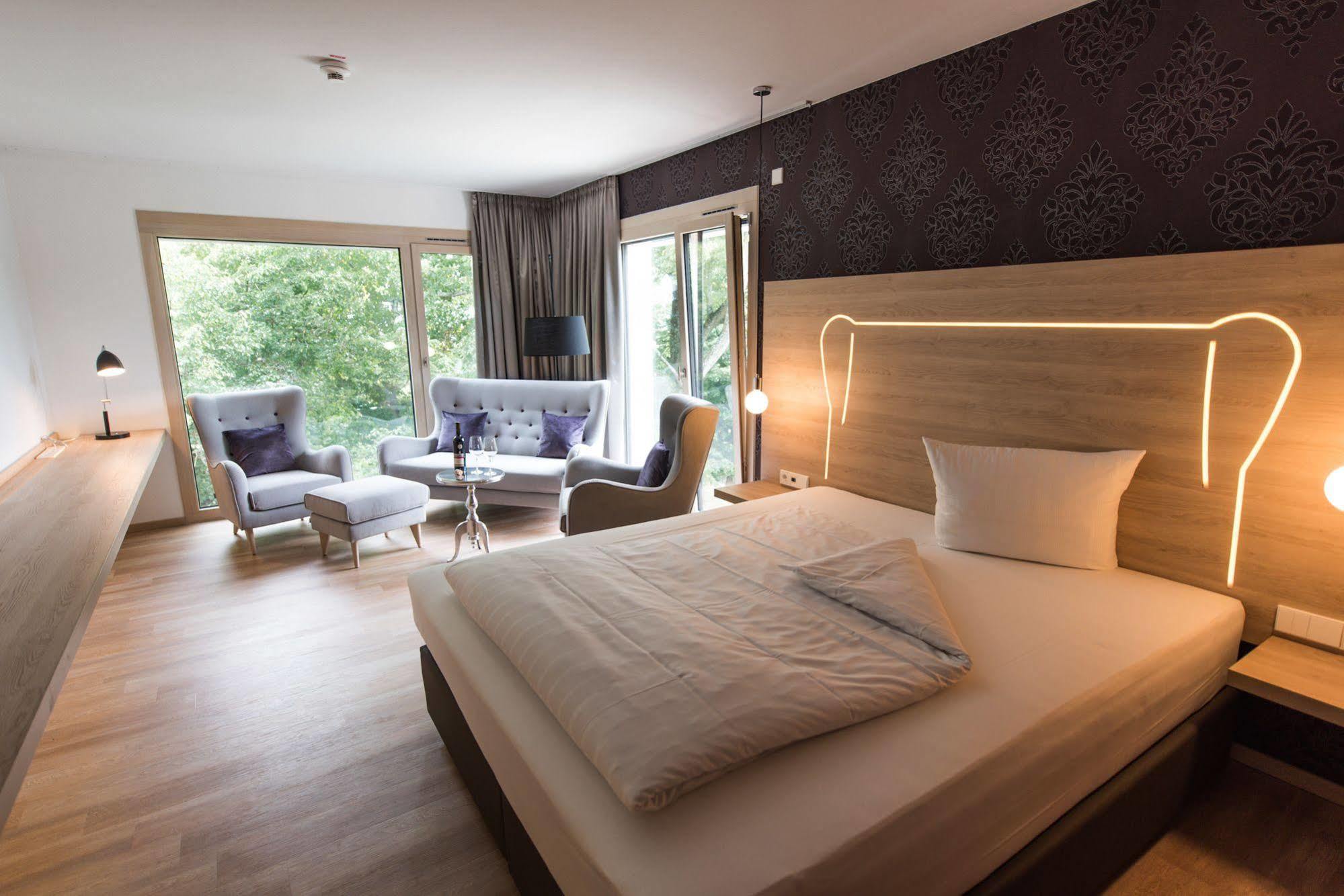 Parkhotel Schillerhain Kirchheimbolanden Eksteriør billede